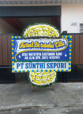 Papan Bunga Duka di Maricaya Selatan