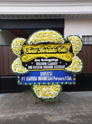 Papan Bunga Duka di Maricaya Selatan