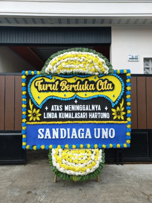 Papan Bunga Duka di Maricaya Selatan